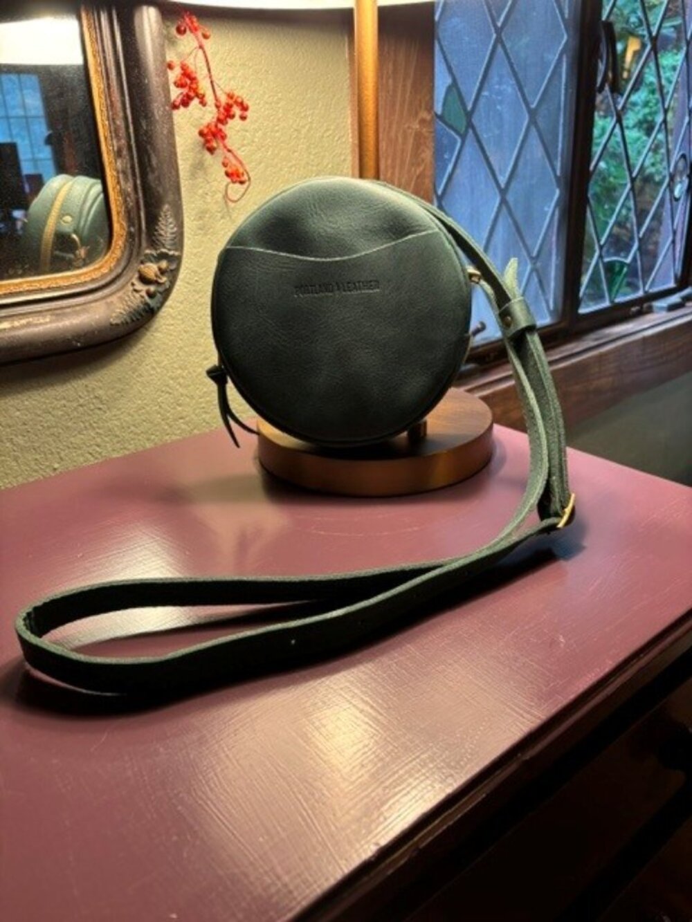 Portland Leather Circle Crossbody ~ Small ~ SURF - Picture 5 of 6